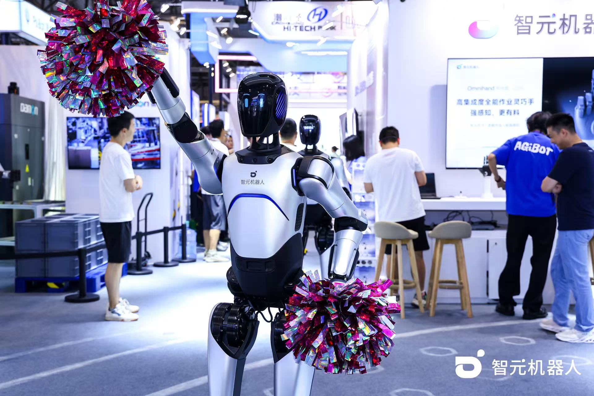乐玩lewin机器人 WAIC 首日展台火爆，机器...